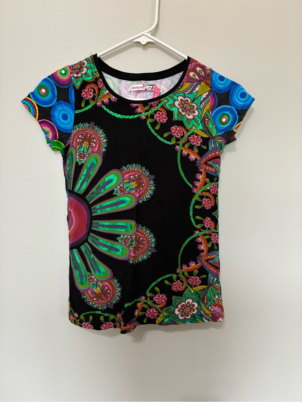 Desigual Black Tee with Vibrant Floral Medallions